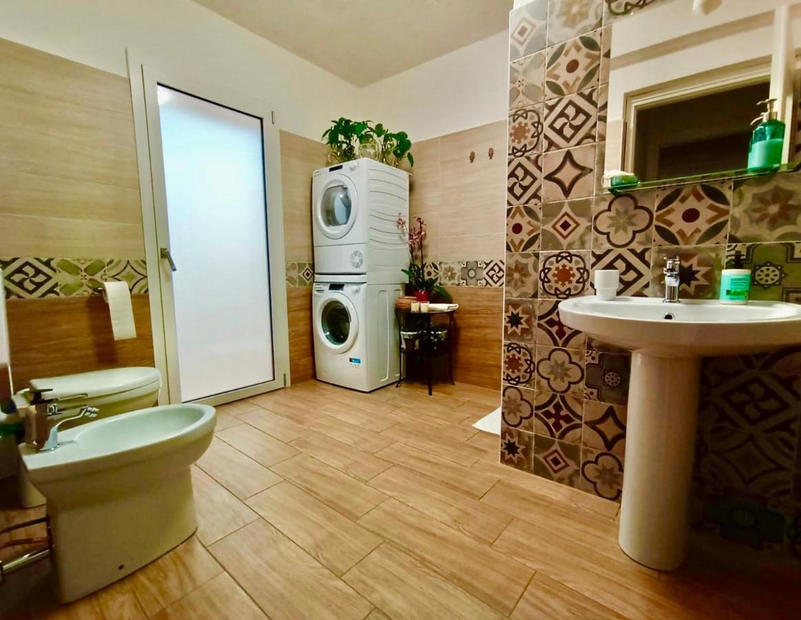 Indipendente Nel Centro Di Decimomannu Villa Luaran gambar